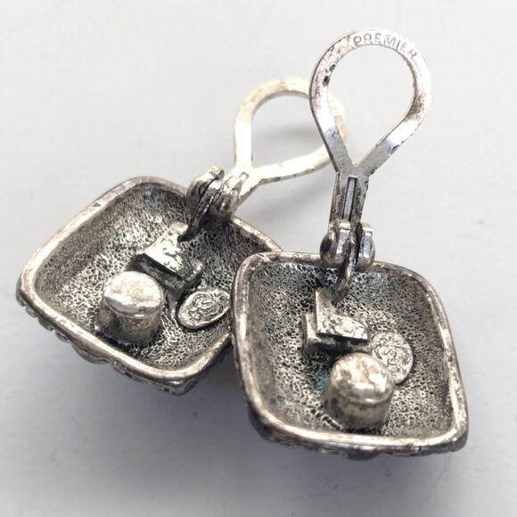 Vintage Premier Designs Silver Plated Catseye Moonglow Thermoset Clip Earrings - Picture 3 of 4